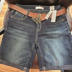 MISSES SIZE 13 JEAN SHORTS NEW